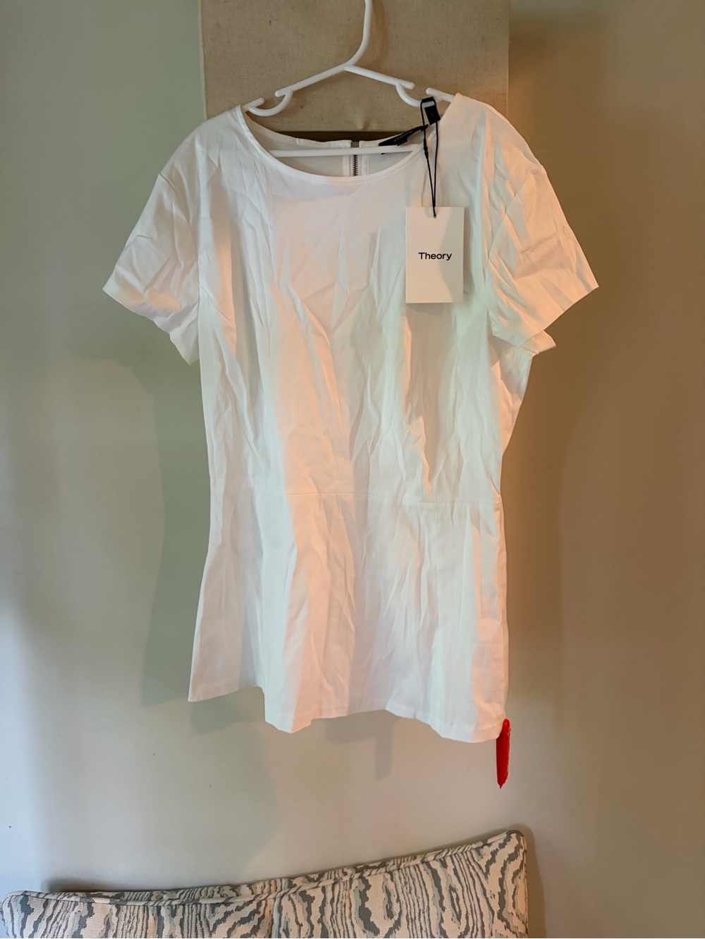 Theory White Short-Sleeve Scoop Neck Top